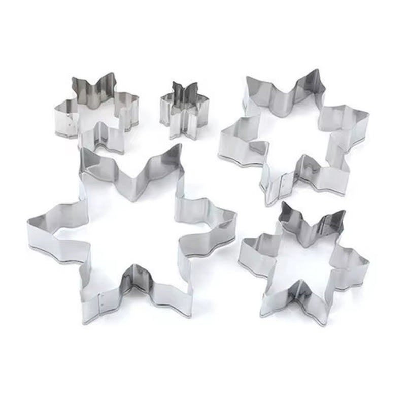 5-Piece Stainless Steel Snowflake Cookie Cutter Set - Perfect for Christmas Baking and Fondant Decorating!